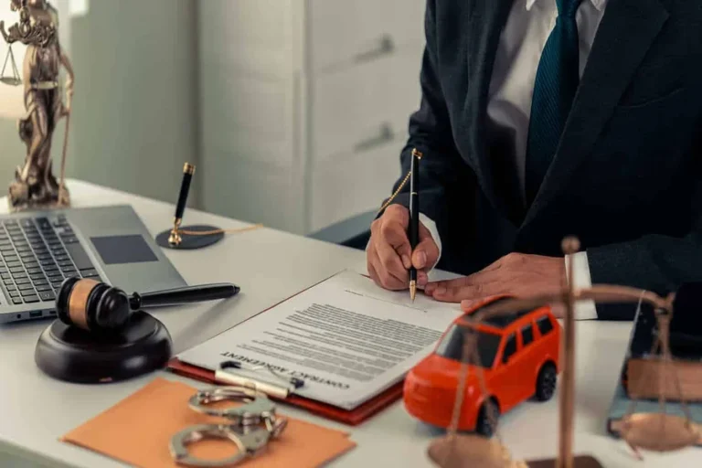 How Crash Victims Recover Their Losses Through a Legal Claim Case