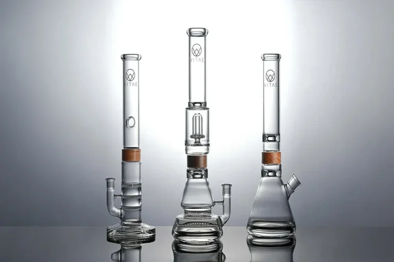Why Beaker Bongs Remain a Favorite Among Enthusiasts Beaker Bongs