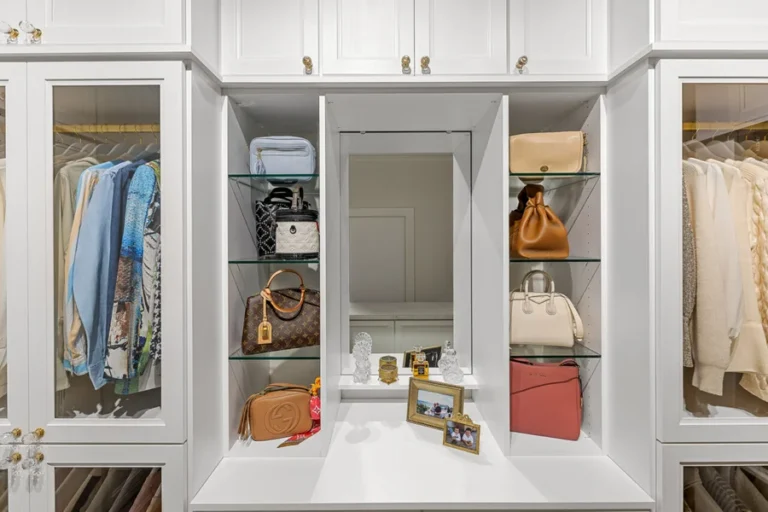 The Evolution of Luxury-Inspired Fashion in Modern Wardrobes Luxury-Inspired Fashion